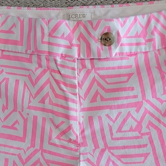 J. Crew Factory Neon Pink and White Geometric Aztec Chino Shorts - Size 4 - Picture 4 of 14
